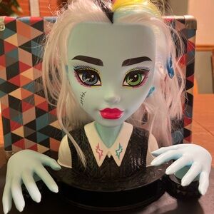 Frankie Stein Doll Head Monster High for Hair Styling Pretend Salon Beauty Play